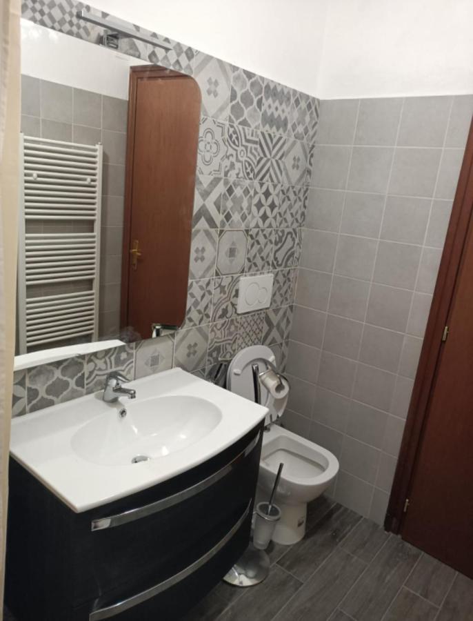 Casa Arcobaleno Hotel Amelia Bagian luar foto